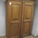 562 4018 CUPBOARD